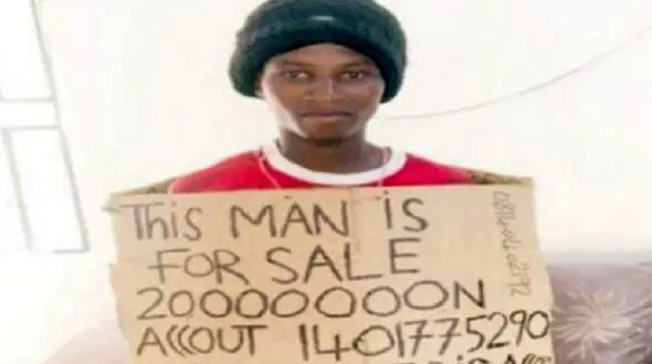 این پسر فقیر قصد فروختن خود را داشت+ عکس