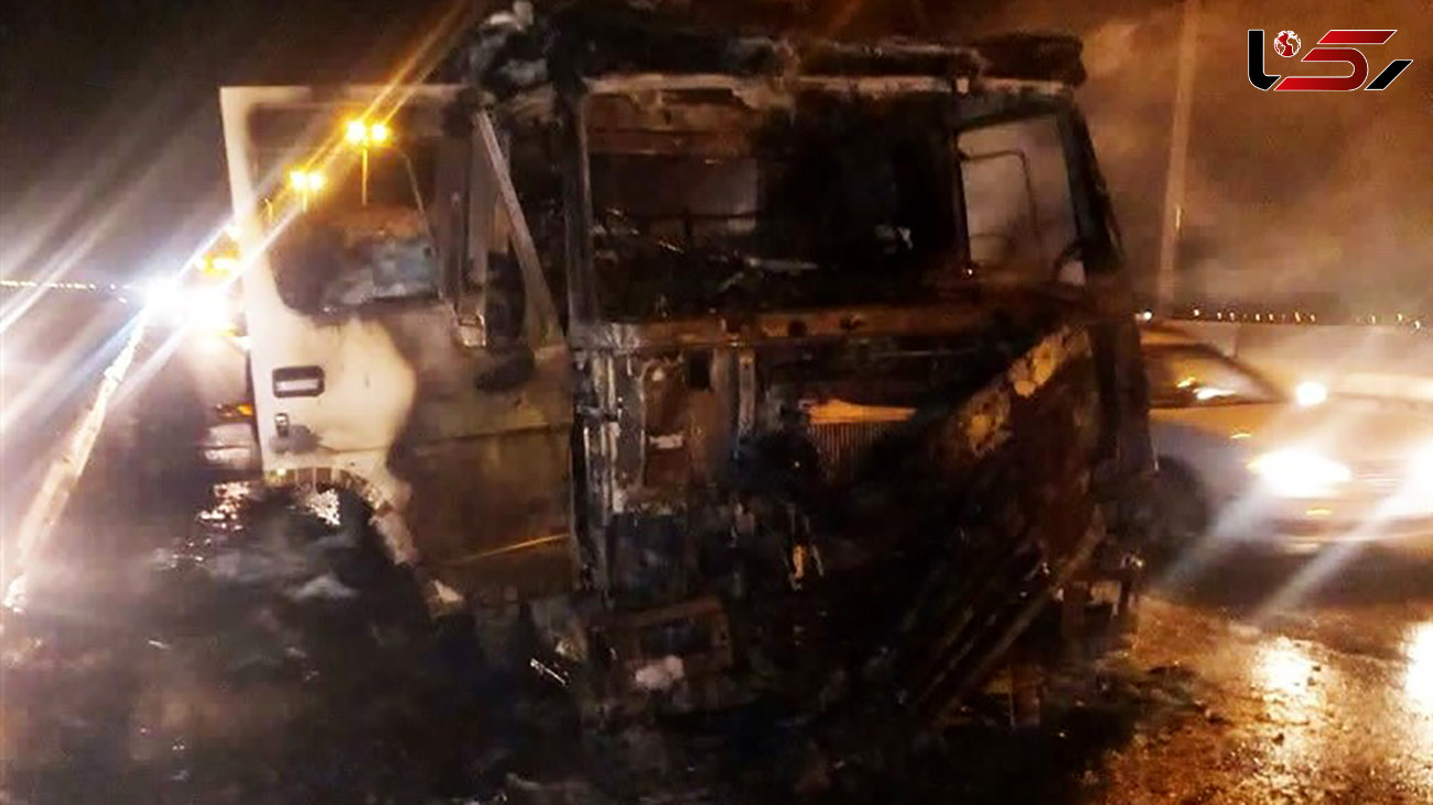 آتش گرفتن کامیون در آزادراه قزوین-زنجان + تصاویر