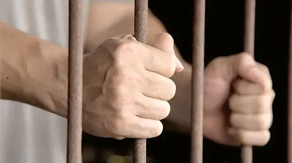 شناسایی و دستگیری متهمان اخاذی با عنوان مامور دولتی 