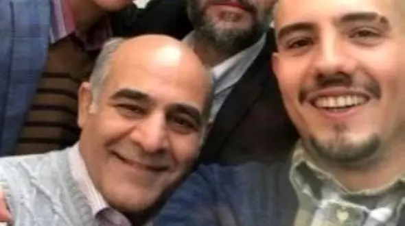 سیاوش چراغی‌پور، بازیگر سریال لیسانسه‌ها:من انقدر مردم که زمان جنگ تو یه روز 3 بار خون دادم ولی گوش مرم عیب داره بهم میگفتن خوبی خانوم؟!