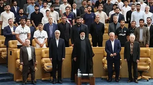 قهرمانان هیچ دغدغه ای جز میدان وقهرمان شدن نداشته باشند/ ورزش حرفه ای و ورزش بانوان بسیار اهمیت دارد