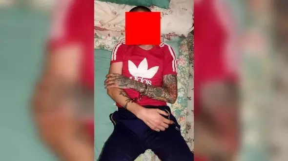 قتل خونین ناپدری با ضربات چاقو پسر جوان / قاتل ناپدری دستگیر شد + عکس