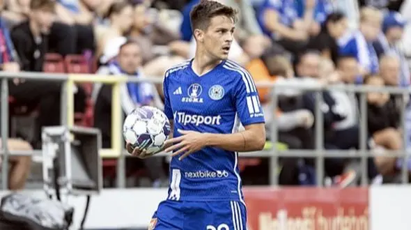 جاکوب پوکورنی مدافع مدنظر پرسپولیس کیست؟