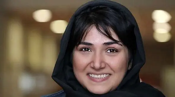 نگاهی به عکس زیرخاکی دوران کودکی باران کوثری در کنار مادرش / کپی مامانشه