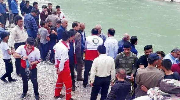 از مرگ زن جوان در زاینده رود تا غرق شدن مامور پلیس با پسرش در دریای خزر