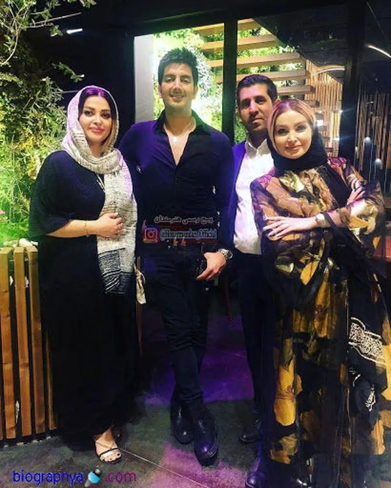 عکس شکارشده از فرزاد فرزین و همسرش در قهوه خانه