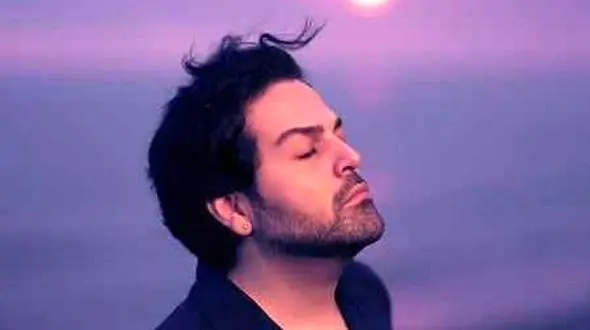 دانلود آهنگ ﻣﮕﻪ ﻣﻴﺸﻪ آدم از ﻣﺎدرﺷﻢ دل ﺑﻜﻨﻪ از عماد طالب زاده  + متن کامل