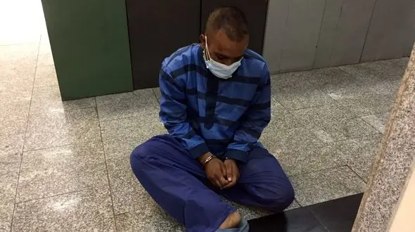 مرد افغان داعش صفت در تهران دیوانه است ! + فیلم لحظه سر بریدن جوان تهرانی