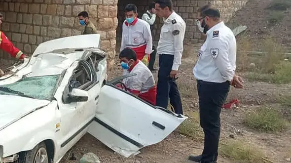 سقوط مرگبار سمند از پل / 2 کشته در جاده سمنان