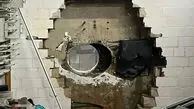 عکس  شکاف بزرگ توسط دزدان در دیوار خزانه بانک / همه در شوک سرقت بزرگ و حرفه ای از بانک در آلمان