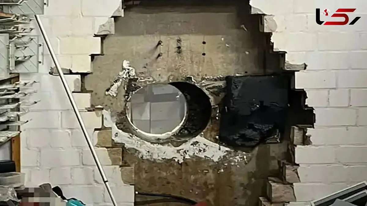 عکس  شکاف بزرگ توسط دزدان در دیوار خزانه بانک / همه در شوک سرقت بزرگ و حرفه ای از بانک در آلمان