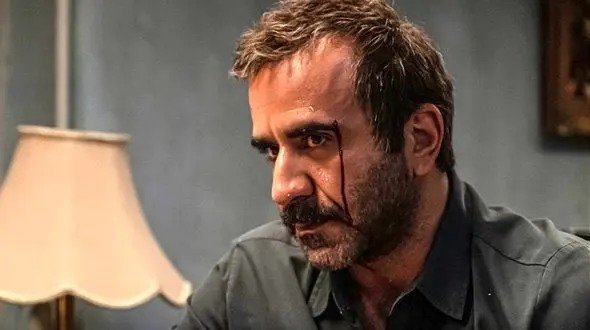 فیلم لحظه اتفاق وحشتناک برای بازیگر در سریال حیثیت گمشده ! / بهاره افشاری چه کرد ؟!