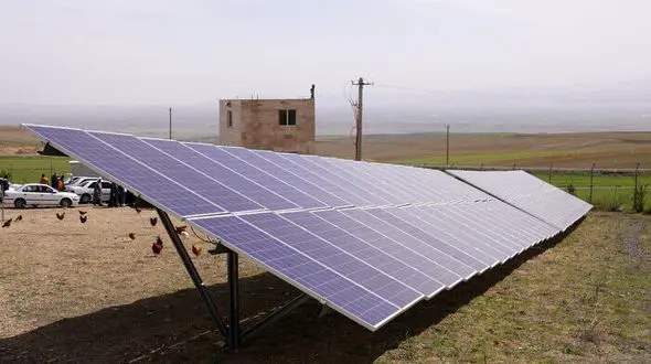 برق نیروگاه خورشیدی کوی فراز تهران وارد شبکه شد