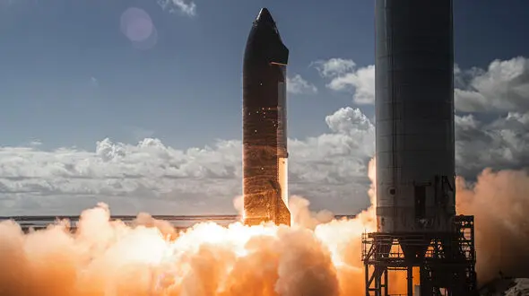“Starship Takes Flight: SpaceX Marks Milestone After Past Failures” + Video
