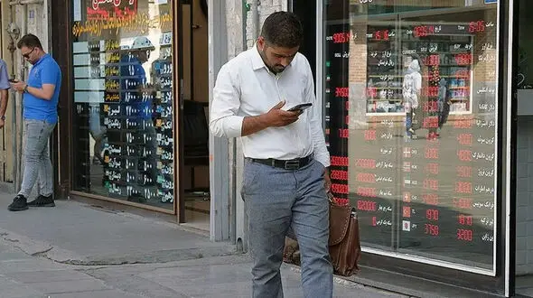 اعلام قیمت دلار و یورو مرکز مبادله ایران؛ امروز سه شنبه ۲۶ اسفند ۱۴۰۴