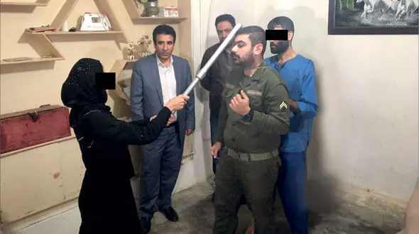 تصاویر لحظه به لحظه قتل مرد مشهدی توسط زن بی وفا و جوان غریبه! + جزییات 