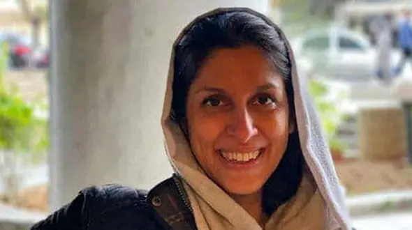 نازنین زاغری کیست؟