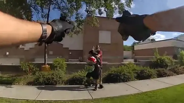 گروگانگیری مرگبار در پیاده‌روی آرام یک خیابان + فیلم لحظه به لحظه