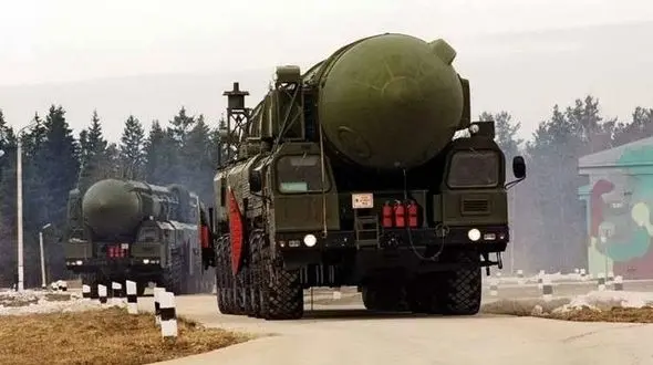 نظارت پوتین بر شلیک چهار موشک قاره‌پیمای هسته‌ای