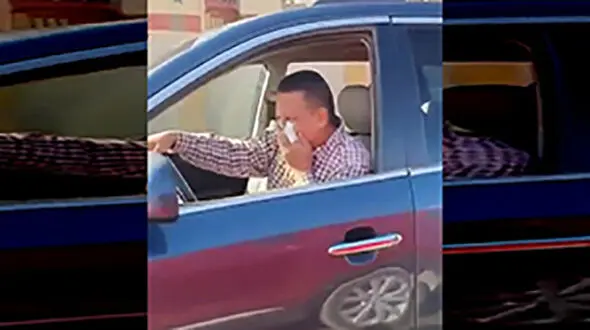 رفتار زننده مردم با شهروندان چینی + فیلم