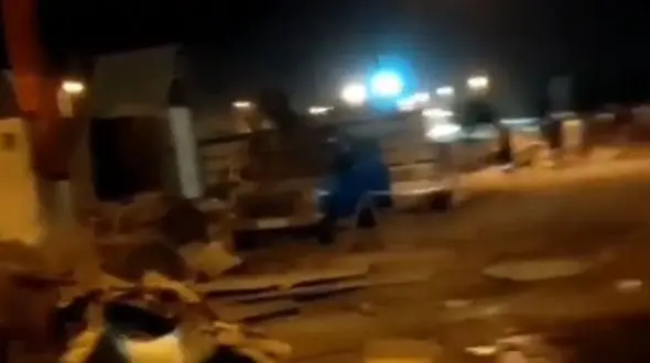 فیلم انفجار پمپ بنزین در خوزستان / علت مشخص نیست 