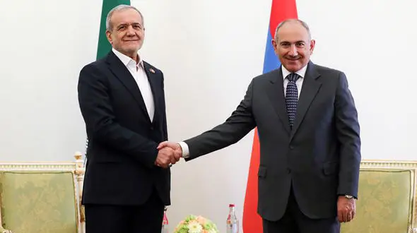 استقبال رسمی نخست وزیر ارمنستان از رئیس جمهور پزشکیان