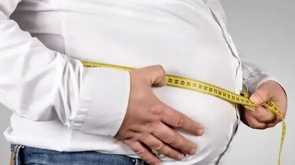 راز شکم‌ های آبدار افشا شد! چرا مردان ایرانی وسط شکم شان چاق می‌ شود؟ 