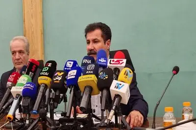 فیلم/ معاون رئیس‌جمهور: با شروع جنگ شاهد مهاجرت معکوس گسترده از شهر به روستا بودیم /کاهش جمعیت روستایی از ۷۰ به ۳۰ درصد رسیده است/ باید از این ظرفیت استفاده کنیم