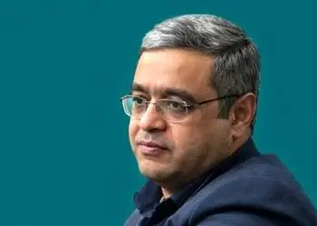 فیلم/ دکتر عزیزی روانشناس برجسته ایرانی: گفتن مشکلات به دیگران، اختلافات رو 10 برابر می کنه!