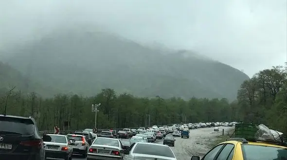 ورود بیش از 400 هزار خودرو به گیلان طی هفته گذشته 