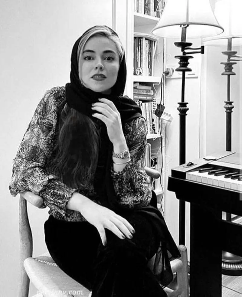 رونمایی نیلوفر رجایی فر، «الیزابت» پایتخت از دکوراسیون مدرن خانه اش / از اردوگاه داعش تا قصر رویایی