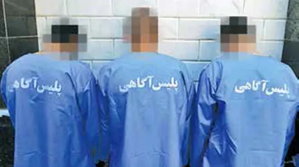 بازداشت قاتل فراری با تیزهوشی بازپرس ویژه قتل در دادسرا / جنایت خونین پدر و 2 پسر در گورستان بهشت سکینه