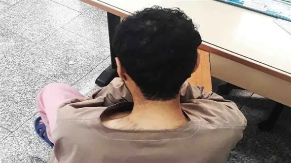 قتل فجیع پدر به دست پسر بزرگ خانواده / قاتل خودش به پلیس زنگ زد + نظر کارشناسی