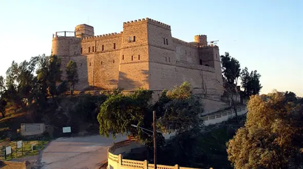 شوش در زلزله امروز سالم ماند