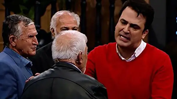 رقص حامد آهنگی روی میز غوغا کرد / از خنده روده بر می شوید!