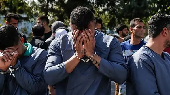 درگیری مسلحانه 2 شرور خطرناک در کرمانشاه / شرور شناسنامه دار زمینگیر شد