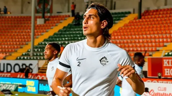 محمد نادری به تراکتور پیوست