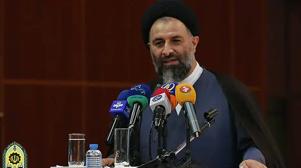 برگزاری نشست تحلیل و  بررسی برنامه های عقیدتی سیاسی دانشگاه علوم انتظامی امین 