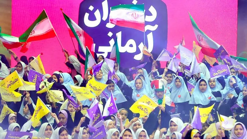 آیت الله سید ابراهیم رئیسی صبح امروز چهارشنبه در آیین گرامیداشت روز دختر و « جشن دختران آرمانی » که در مجموعه 12 هزار نفری آزادی برگزار شد