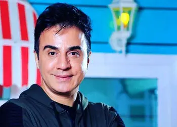 سفر در زمان / عمو پورنگ در ۲۷ سالگی / تصویری کمتر دیده شده از داریوش فرضیایی در سال ۱۳۷۹