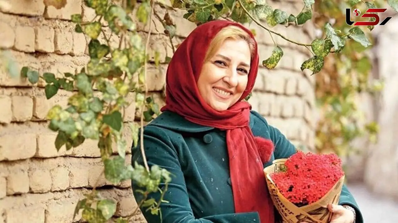 طاقچه قدیمی خانه مرجانه گلچین با دیوار کوب های سنتی و طرح اصیل ایرانی و گل های شمعدونی +عکس/ شیک، اصیل، زیبا