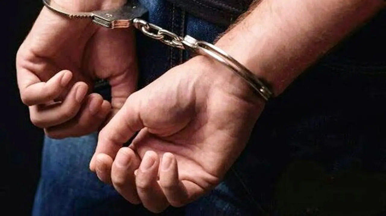 فیلم عملیات دستگیری قاتل قوی هیکل در تبریز / عملیات نفسگیر را ببینید