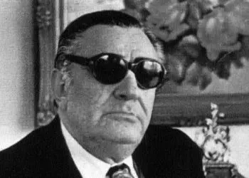 فیلم/ آوازخوانی سنتی الهه ناز با صدای ماندگار استاد غلامحسین بنان/ آنکه او به غمت دل بندد چون من کیست