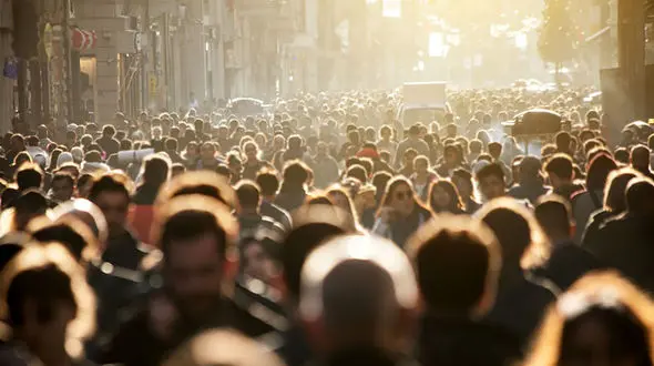 آمار تولدها برای چهارمین سال متوالی رشد منفی پیدا کرده است