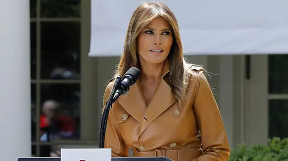 ملانیا ترامپ کجاست؟ / جزییات شایعه طلاق از ترامپ در رسانه‌های آمریکا!