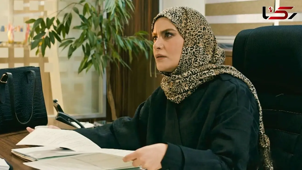 استایل پاییزی و خاص ساغر سریال الگوریتم در حاشیه مراسم پایانی یک فیلم