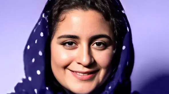 خونه و محل زندگی دنج فاطیما بهارمست، نغمه سریال ازسرنوشت به سبک خونه های شیراز با چیدمان گیاه پرنده بهشتی+عکس