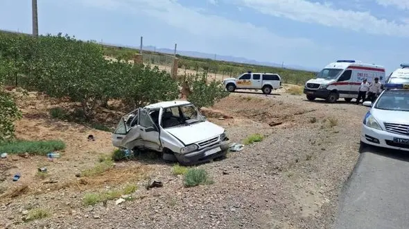 7 زخمی در  واژگونی هولناک پراید در جاده دامغان