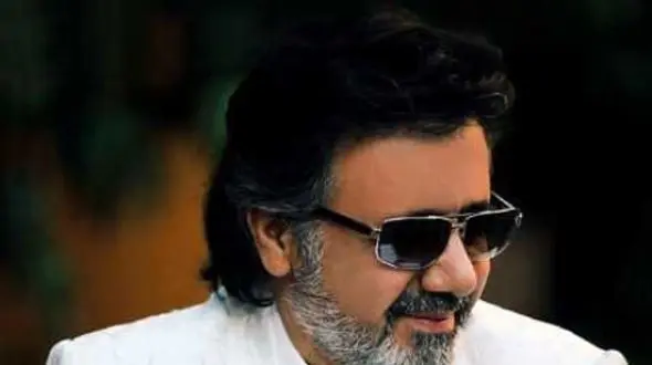 دانلود آهنگ باشکوه معین  / خودت نمیدونی چقدر برام عزیزه خاطرت ...