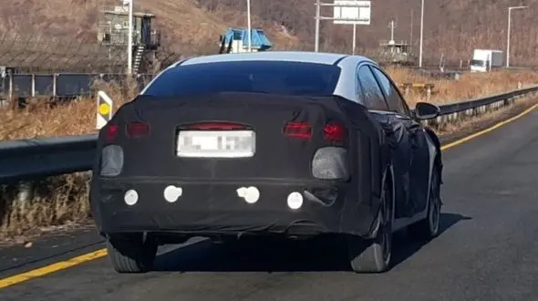 نخستین تصویر از نسل جدید کیا سراتو فاش شد+عکس